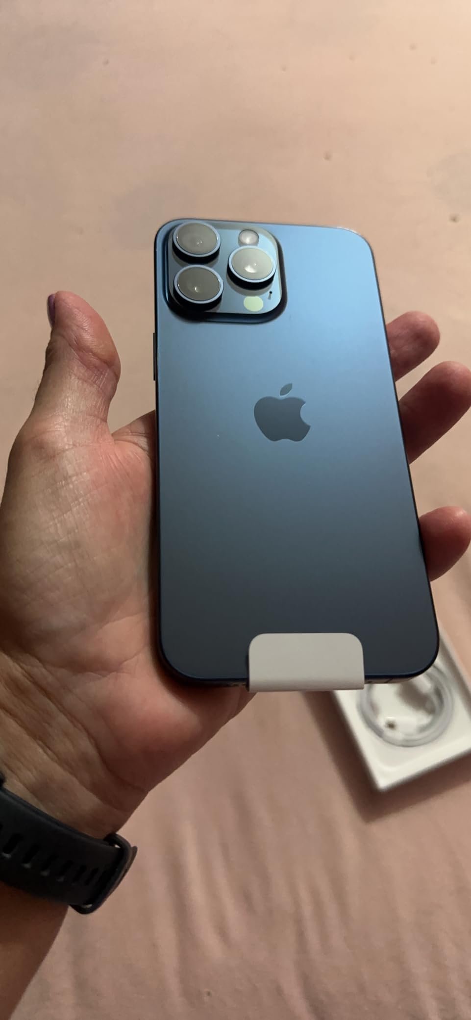 Apple iPhone 15 Pro Max (256 GB) - Imagem 4